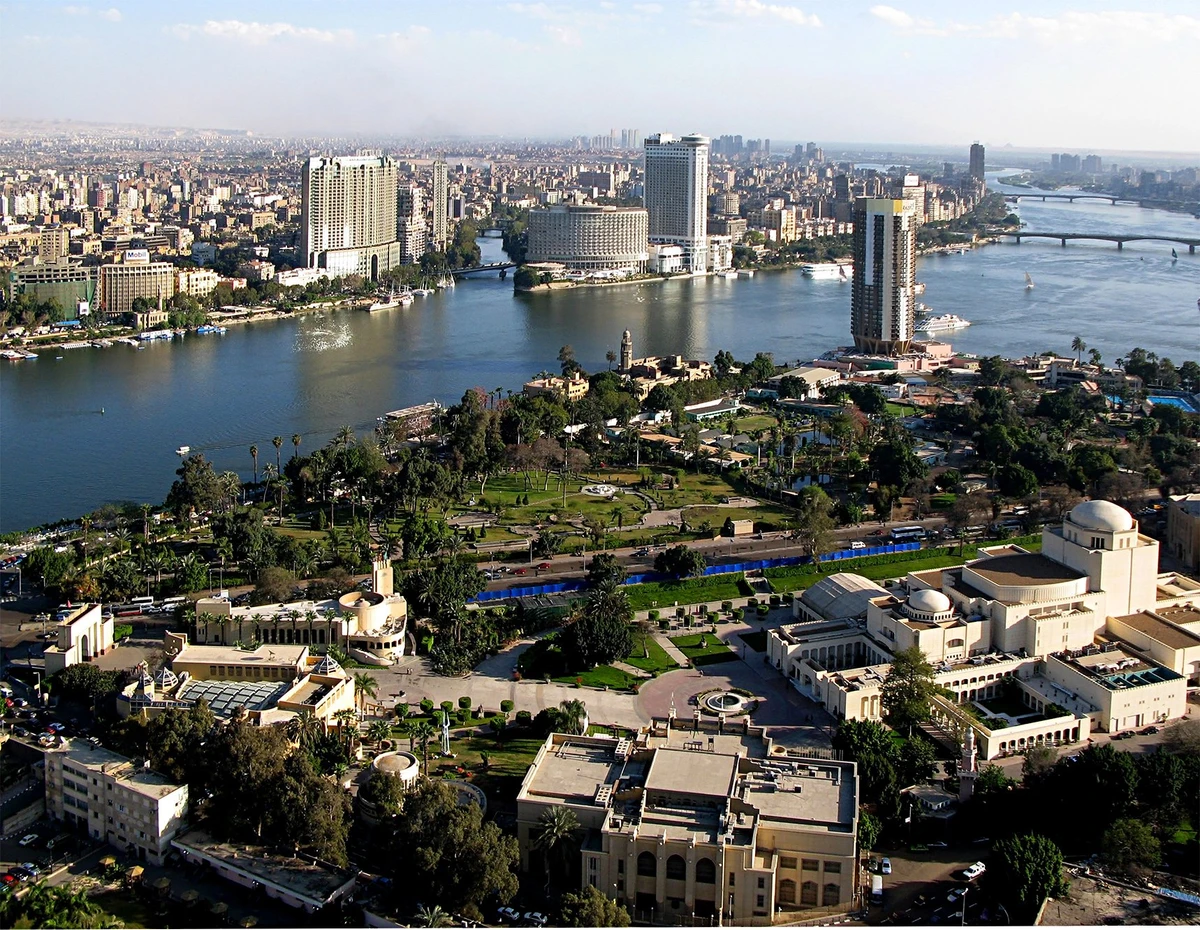Egypt In-Focus — PMI sees its biggest slump in 2 years; trade balance deficit falls by 53%