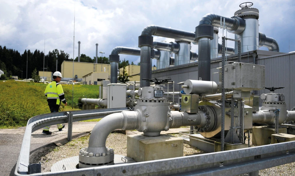 Uniper has warned of losses due to reduced supplies from Russia, and soaring gas prices are likely to reach €10 billion this year. (Reuters)