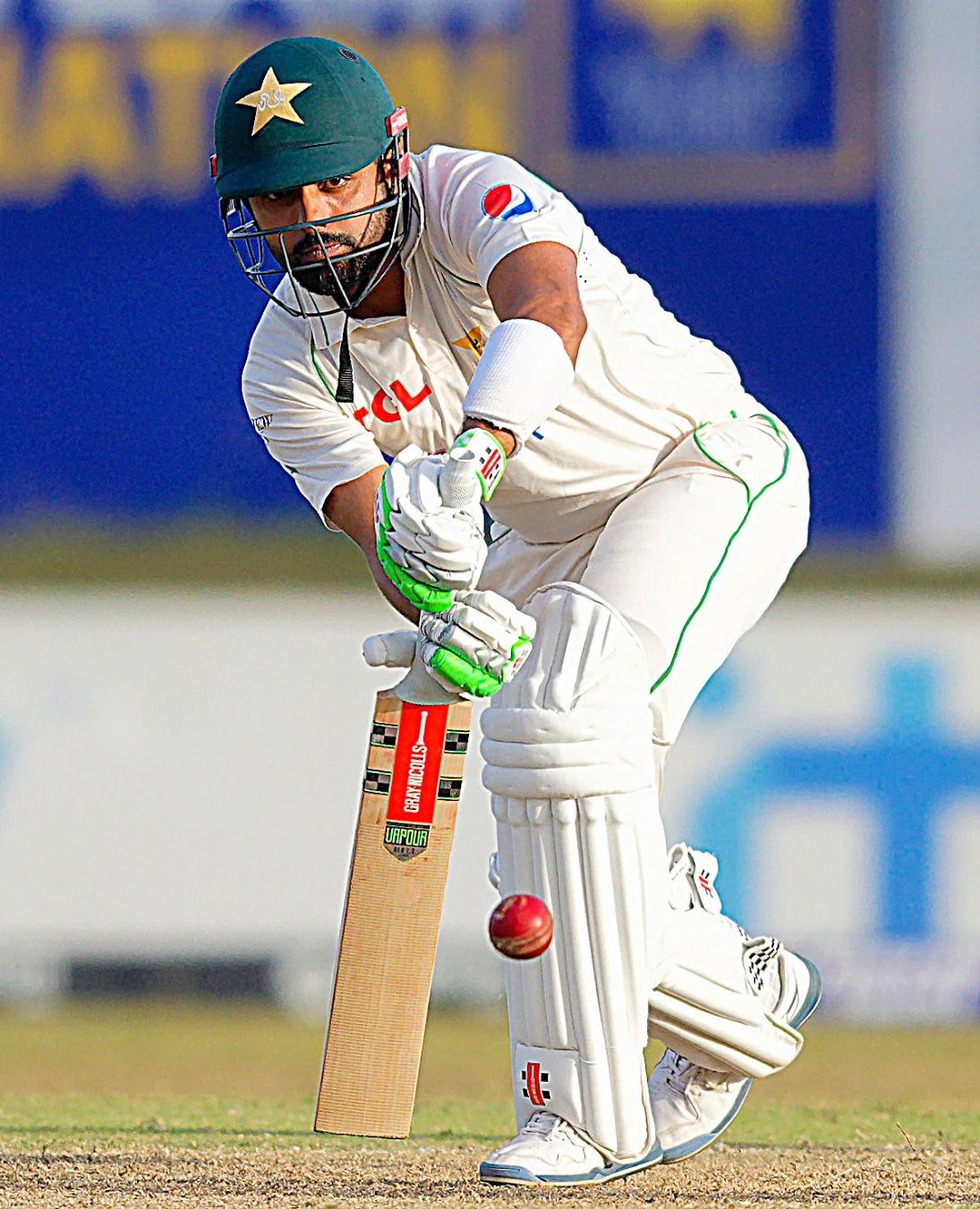 Defiant Azam ton leads Pakistan fight back in Sri Lanka Test