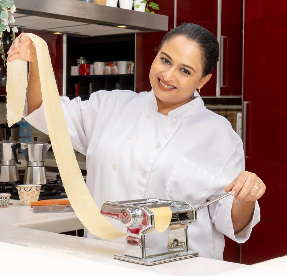 Saudi chef impresses netizens with her authentic Italian cooking skills
