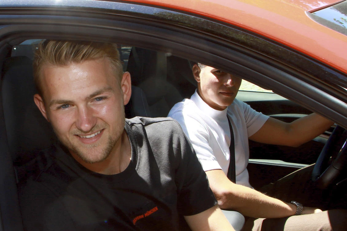 Bayern sign Matthijs de Ligt from Juventus