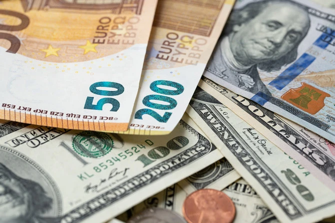 FOREX-Dollar loses steam, euro on front foot as ECB meeting looms