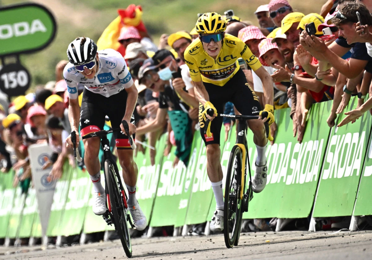 UAE Team Emirates rider Pogacar wins Tour stage 17, Vingegaard stays in lead