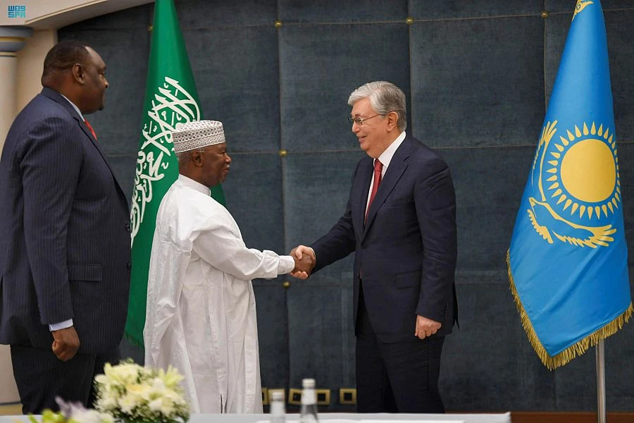 Kazakh president meets with OIC chief