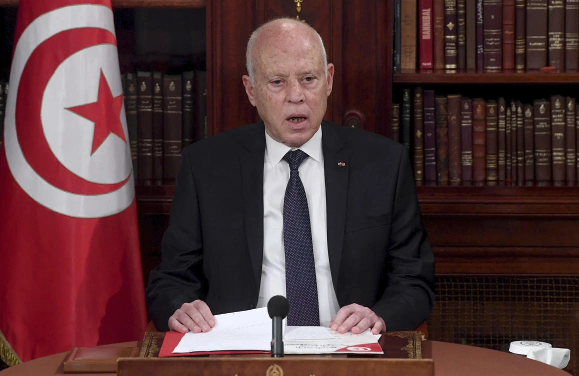 Tunisians vote on constitution expanding president’s power