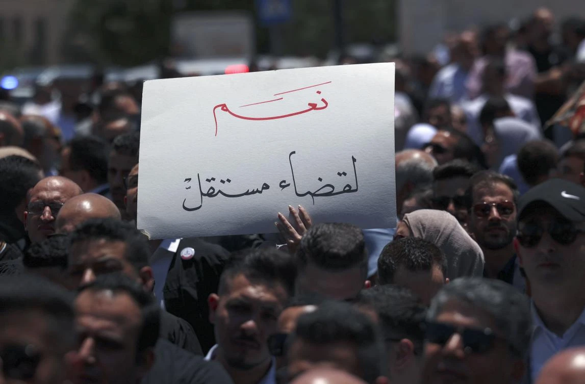 Palestinian lawyers hold rare protest against Abbas’s ‘rule by decree’