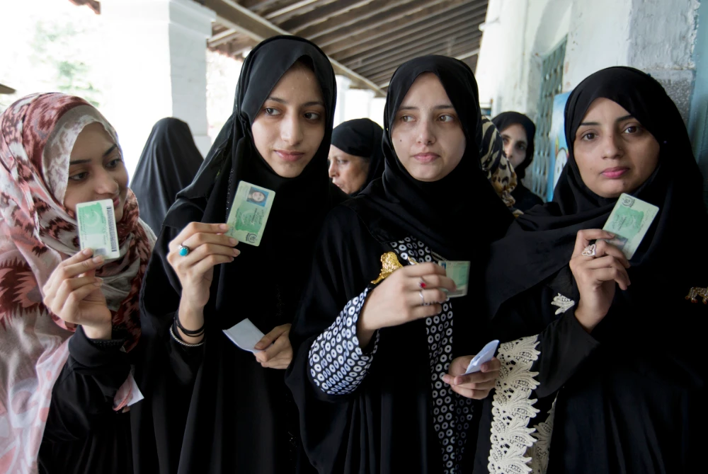 Pakistan’s digital ID card locks out millions