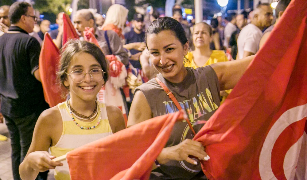 New Tunisian constitution brings hope to many people in struggling nation