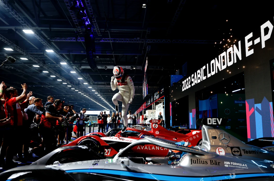 Britain’s Jake Dennis wins 2022 SABIC London E-Prix doubleheader opening race