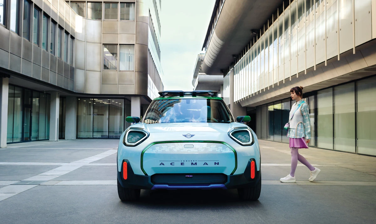 The emotional connection between the Mini Concept Aceman and its users is strengthened by a seamless digital operating concept and a holistic user experience.