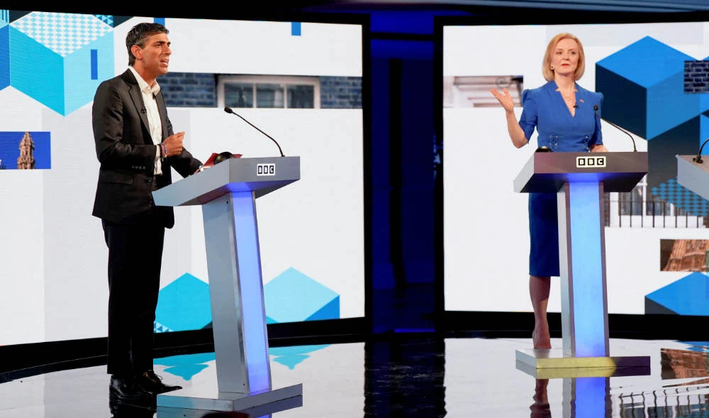 Candidates Rishi Sunak and Liz Truss take part in the BBC Conservative party leadership debate at Victoria Hall in Hanley, Stoke-on-Trent, Britain, July 25, 2022. (REUTERS)