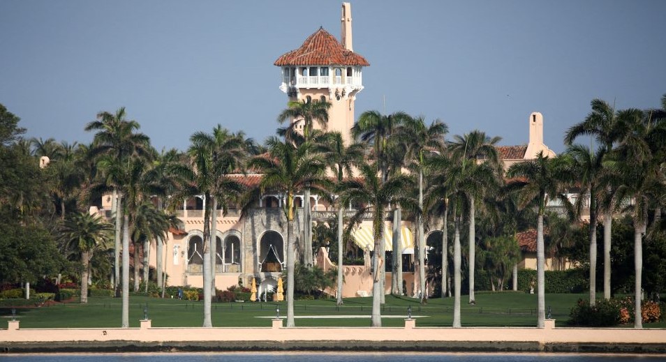 Former US President Donald Trump’s Mar-a-Lago resort in Palm Beach, Florida, US, Feb. 8, 2021. (Reuters)