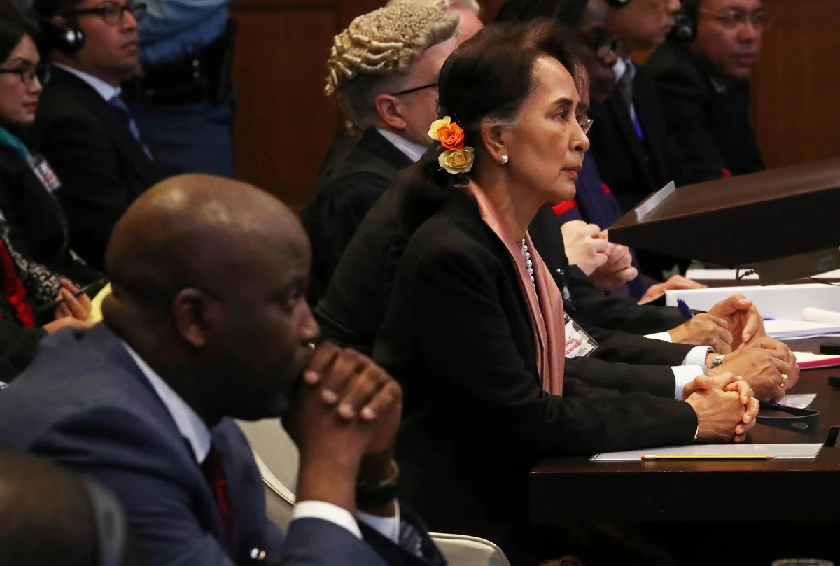 Gambia’s Justice Minister Abubacarr Tambadou and Aung San Suu Kyi at the ICJ in The Hague, Netherlands, Dec. 10, 2019. (Reuters)