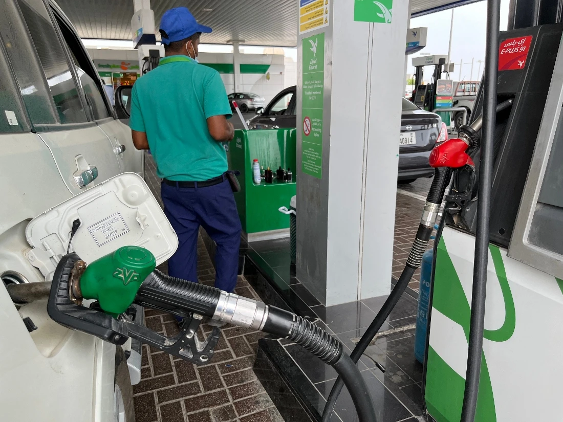 UAE fuel prices drop by 60 fils per liter in August
