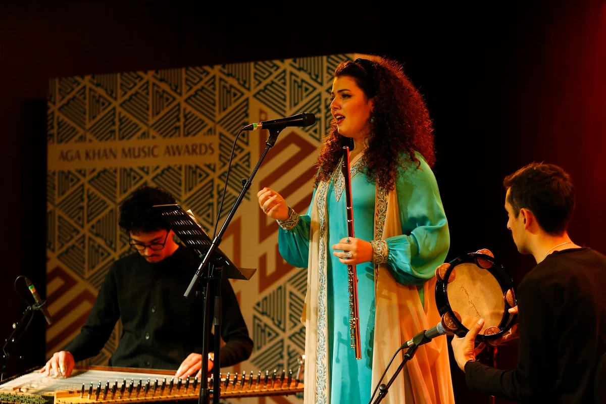 Egypt refuses entry to Palestinian artist Nai Barghouti