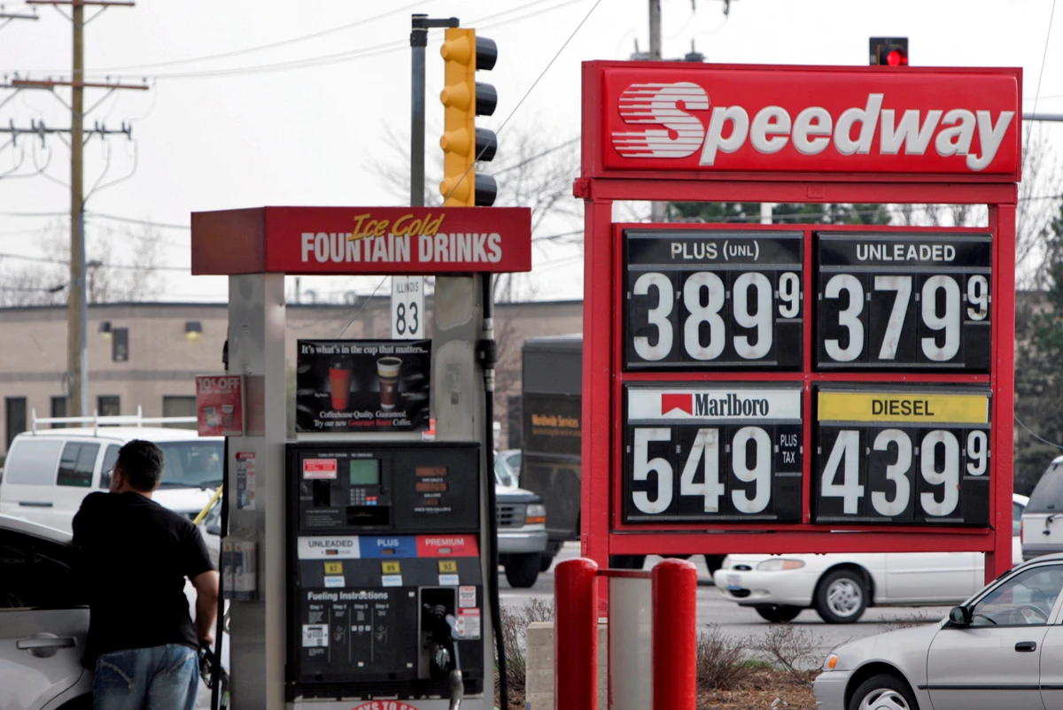 Brent futures rose $1.65, or 1.7 percent, to $101.68 a barrel by 12:25 p.m. EDT (1625 GMT).US West Texas Intermediate crude rose $1.60, or 1.7 percent, to $95.49. Reuters/File