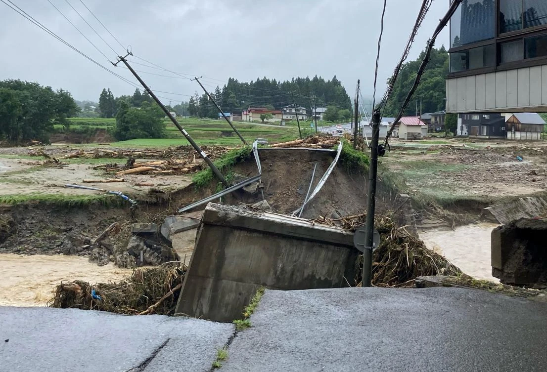 Roughly 500,000 people were ordered to evacuate in Niigata, Ishikawa and Yamagata prefectures. (AFP)
