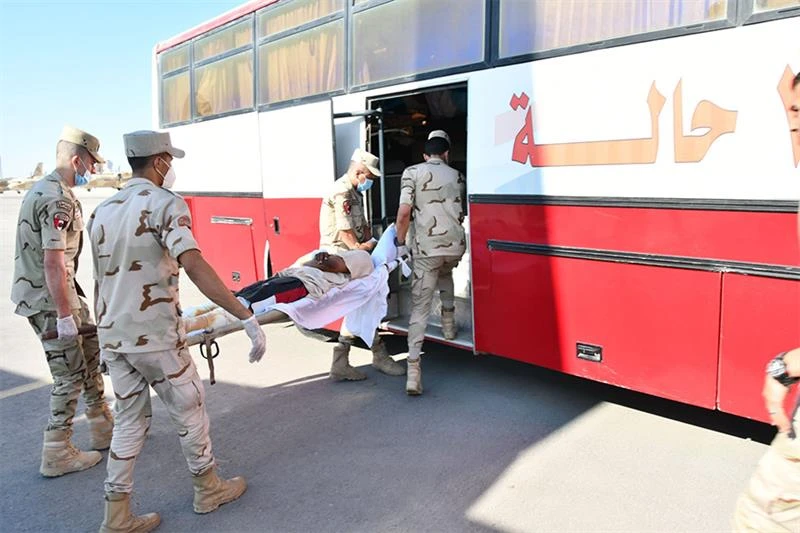 The Egyptian army said the evacuation is an act of solidarity with the Libyan people. (Supplied)