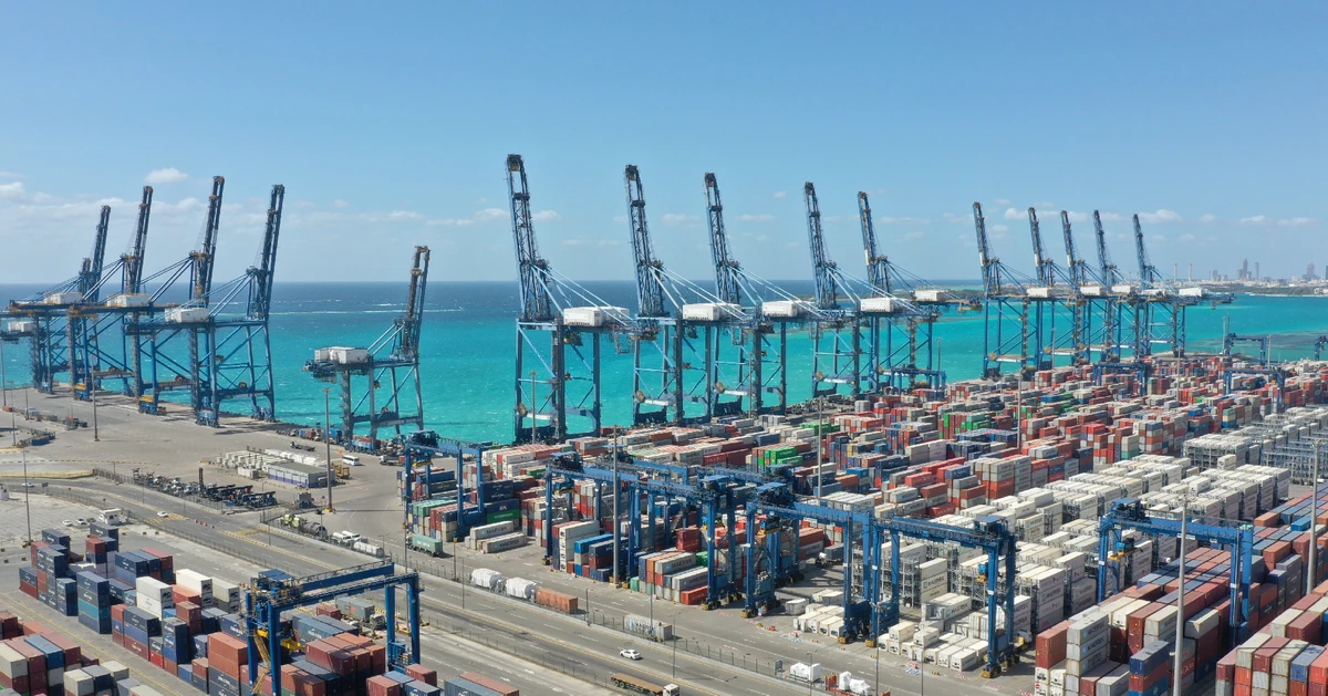 Mawani announces new regulations for shipping agents, licenses and permits