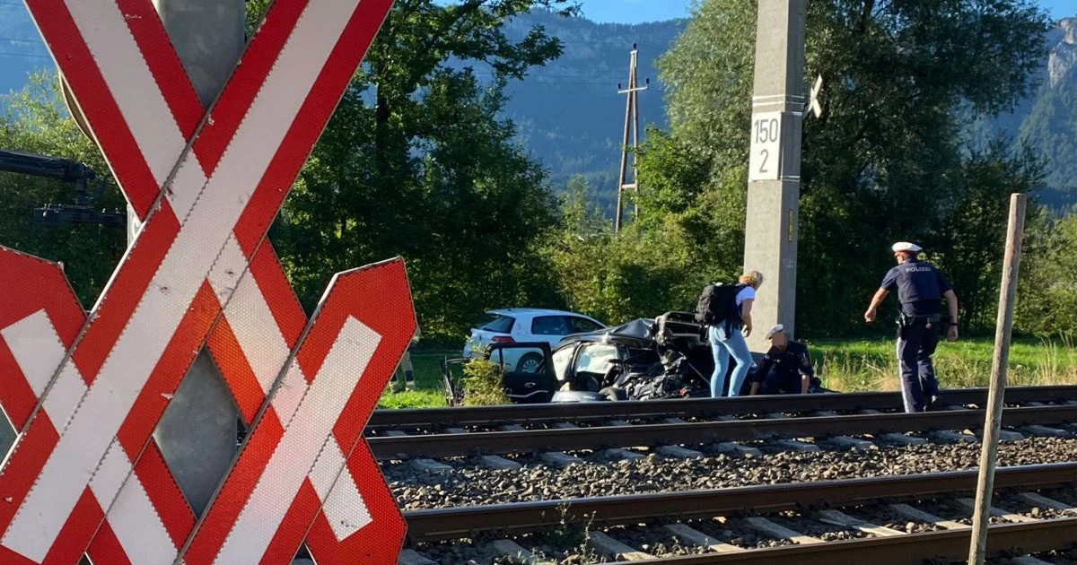 Saudi father and child killed after saving his family in train collision in Austria