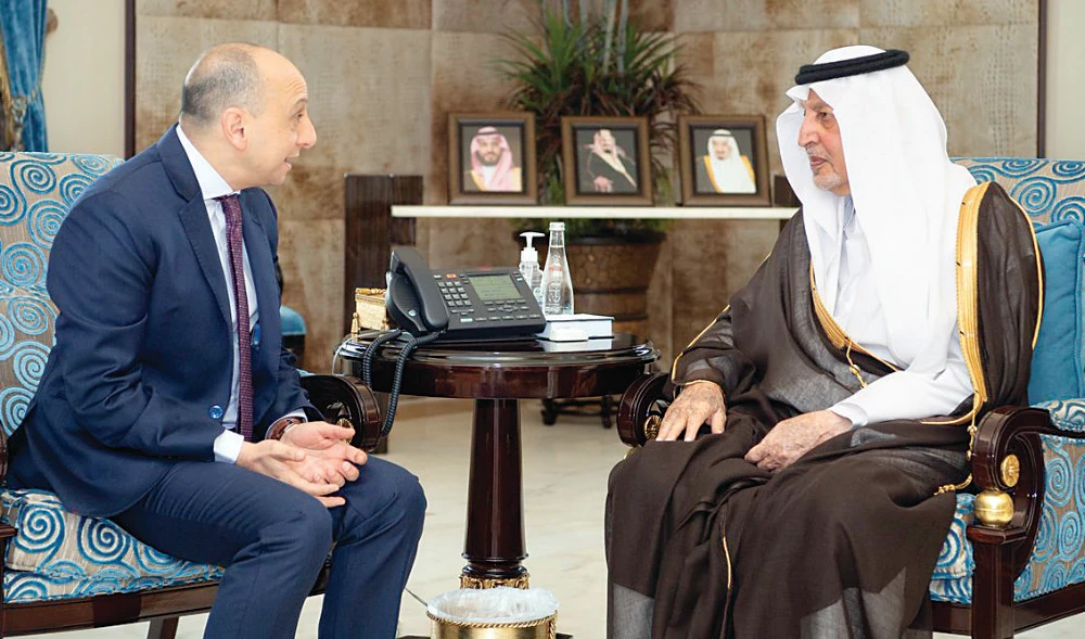 Makkah governor Prince Khaled Al-Faisal receives US Consul General Faris Asad in Jeddah. (Supplied)