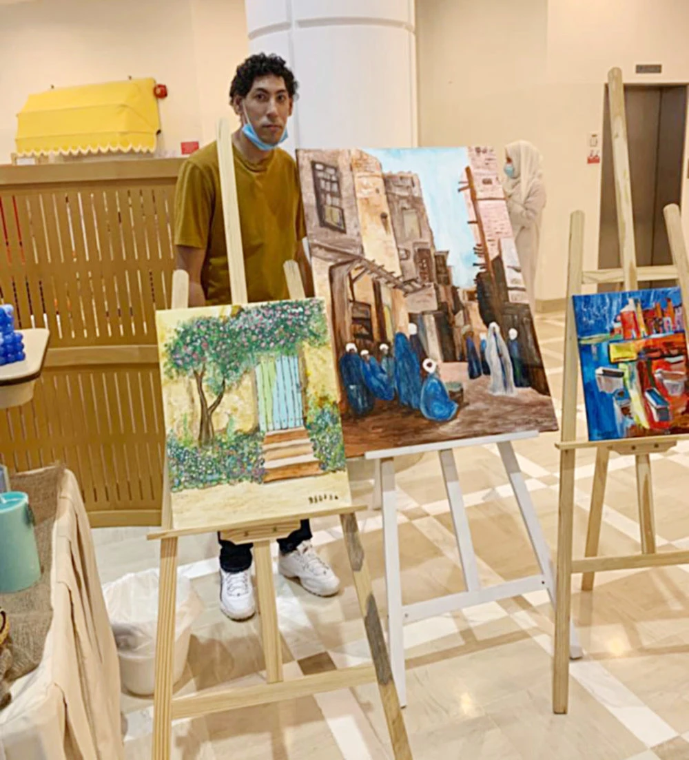 Saudi artist with disability draws praise for combating stereotypes
