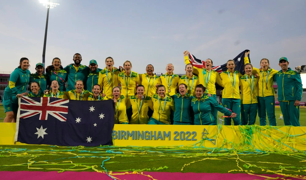 Australia win historic cricket gold at Commonwealth Games as athletics wraps up