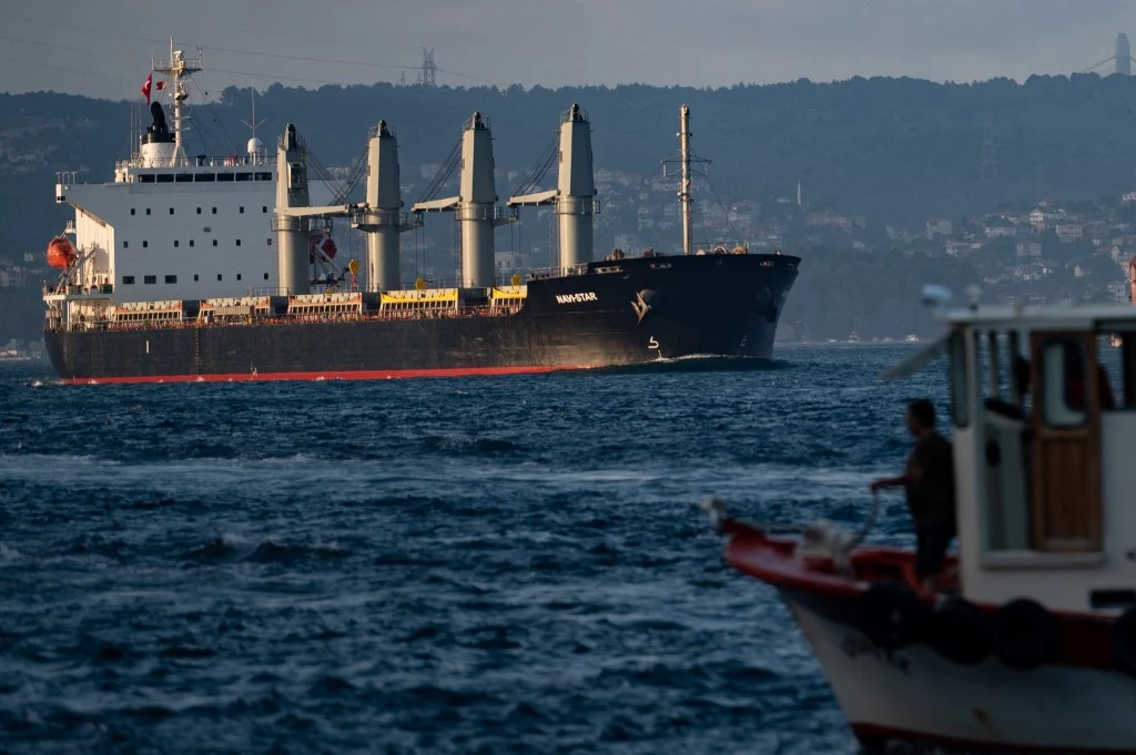 Commodities Update — Gold edges lower; Corn jumps; Grain ships sail from Ukraine
