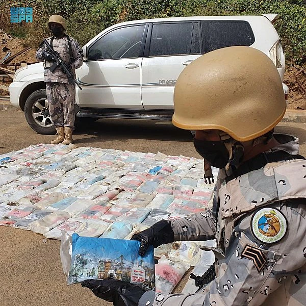 Authorities foil attempts to smuggle 70 tons of drugs into Saudi Arabia, 70 held