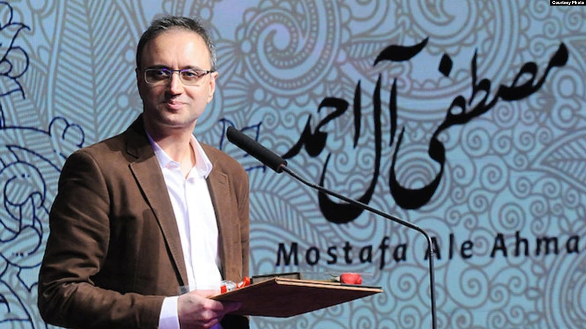 The 52-year-old was arrested along with filmmakers Mohammad Rasoulof and Jafar Panahi in June. (Radio Farda)