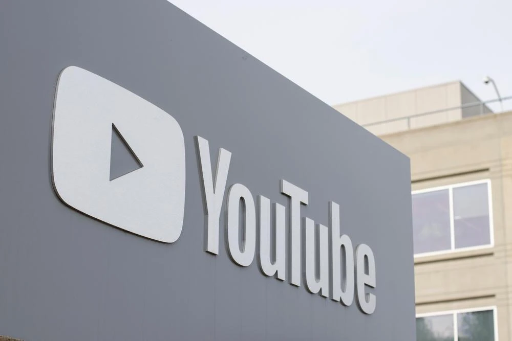 YouTube plans to launch streaming video service