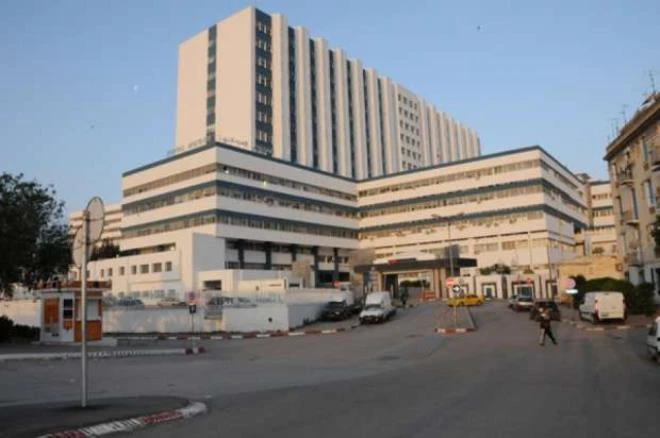 Tunisia’s defense minister visits soldiers wounded in Mount Salloum clashes