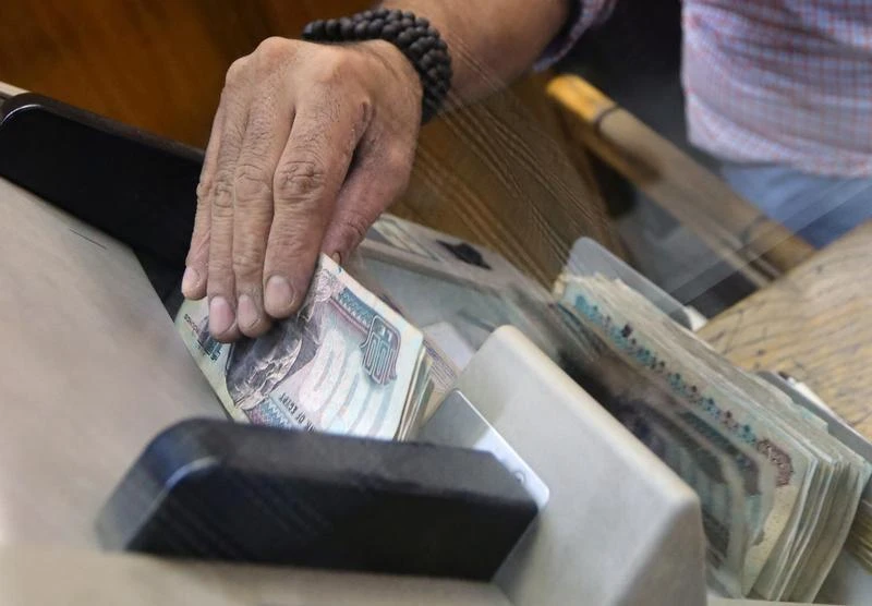 Although the Egyptian pound was devalued five months ago, investors still believe that the currency needs another devaluation to reflect its true value.