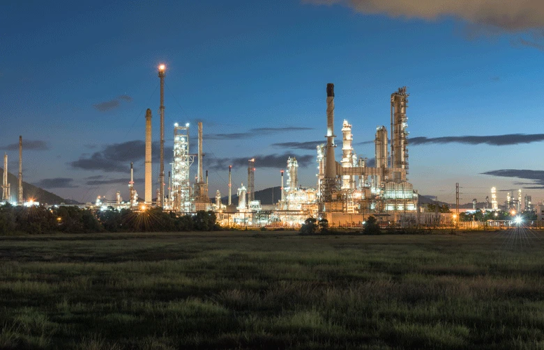 Oil edges off low as strong export demand drains US crude stocks