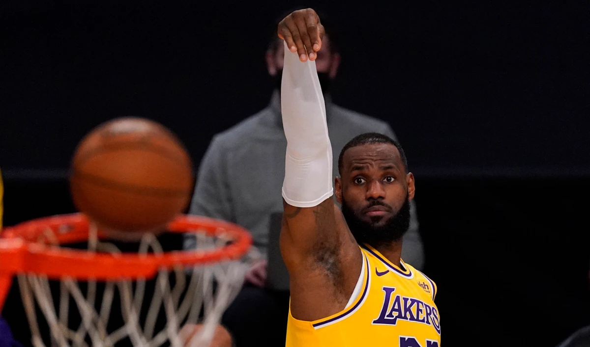 Lebron James has agreed to a two-year, $97.1 million contract extension through the 2024-25 season with the Los Angeles Lakers, his agent Klutch Sports annoounced Wednesday. (AP/File)