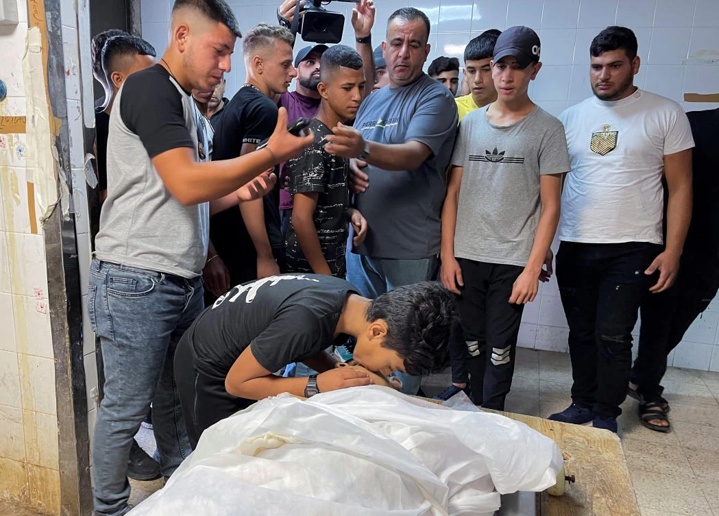 Witnesses said the clashes erupted when Israeli forces arrived to guard Jewish worshippers visiting Joseph’s Tomb, and shooting one Palestinian dead. (Reuters)