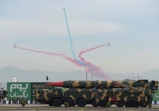 Pakistani jets perform over long-range ballistic Shaheen II missiles during the Pakistan Day military parade in Islamabad on March 23, 2016. (AFP/File)