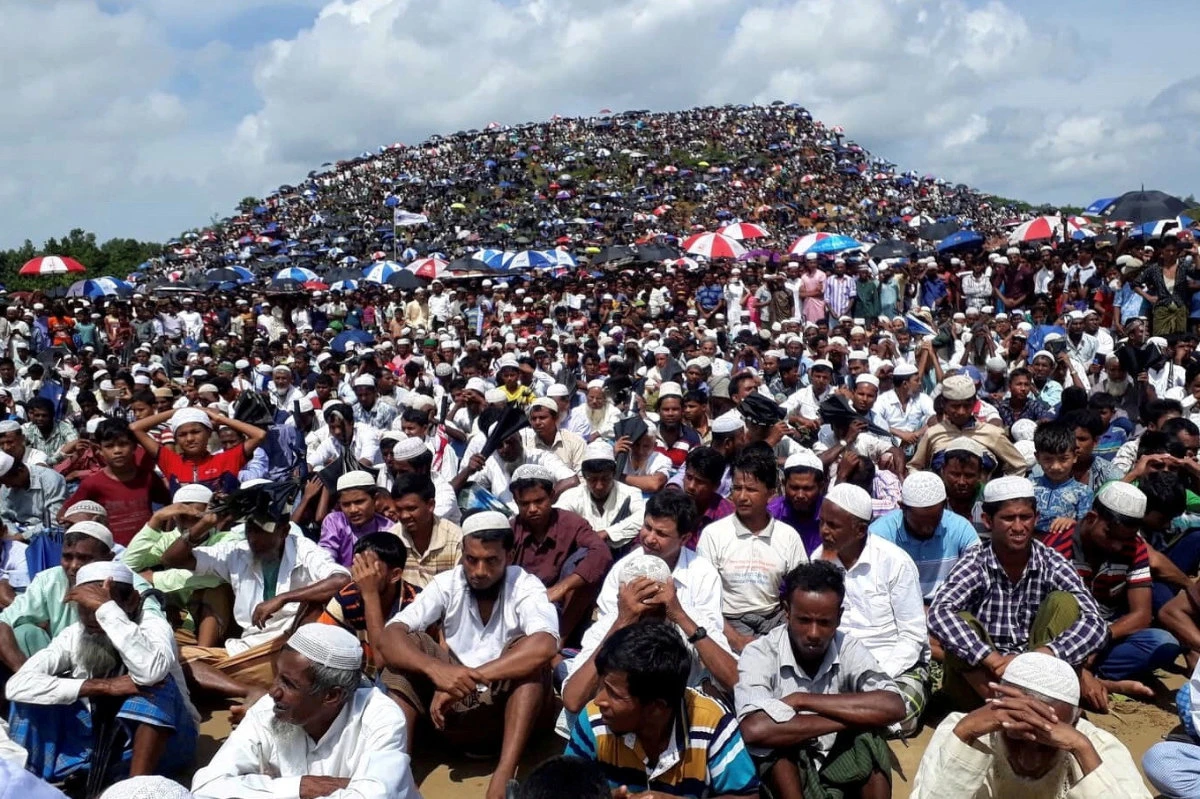 Rohingya refugees gather to mark the second anniversary of the exodus at the Kutupalong camp in Cox's Bazar, Bangladesh, on August 25, 2019. (REUTERS/File Photo)