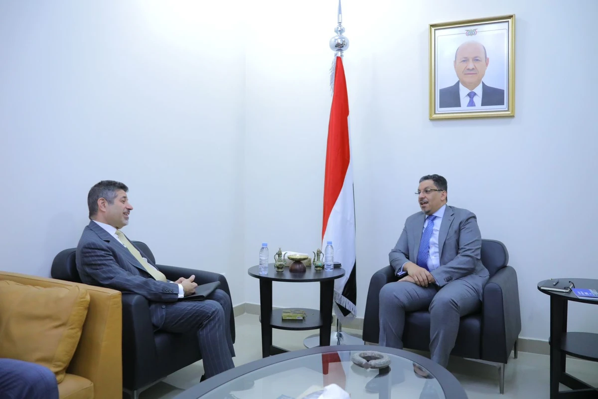 The two officials discussed the latest developments in the country, as well as the efforts of both their governments to achieve peace in Yemen. (SABA)