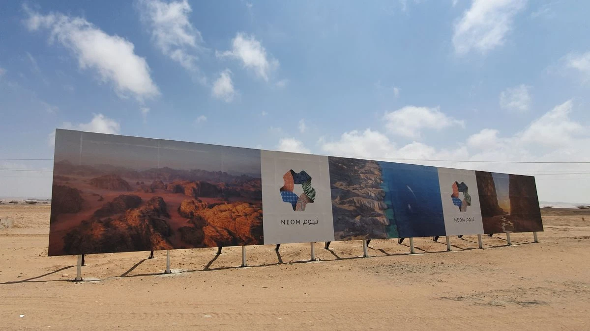 Aimed at functioning as a tourist destination as outlined in Vision 2030, NEOM will be a smart city, adopting all advanced technologies.