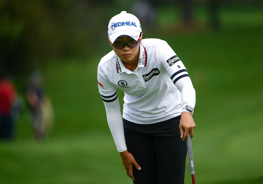 Narin An, of South Korea, prepares for a putt on the green of the 18th hole during the second round of the CP Women's Open golf tournament in Ottawa, Ontario. (File/AP)