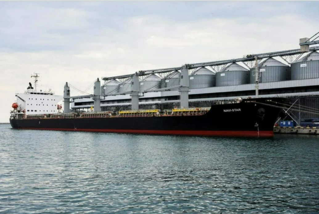 Ukraine allows sailors to leave country in likely boost for grain shipments