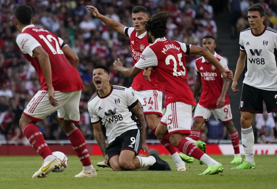 Fulham’s Aleksandar Mitrovic, center, reacts during their Premier League match against Arsenal at the Emirates Stadium, London on Saturday. (AP)
