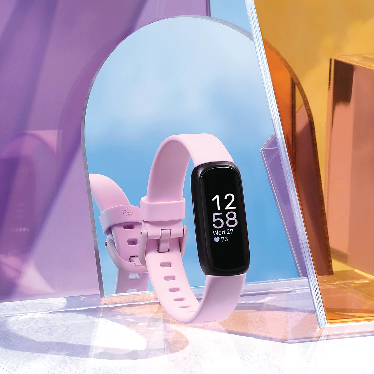 The new devices — Inspire 3, Versa 4 and Sense 2 — are even thinner and more comfortable, so you can wear them all day and night, and you do not have to charge them every day.