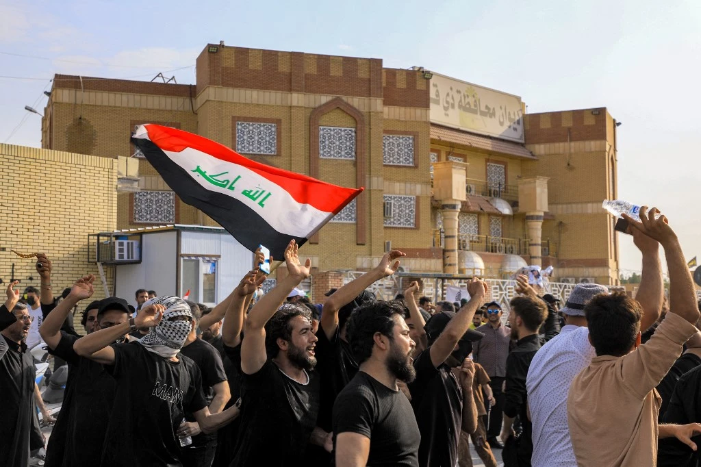 At least 23 protesters were killed, and 270 others were wounded in Iraq after pro-Sadr demonstrators stormed the government palace in Baghdad’s Green Zone following his resignation. (AFP)