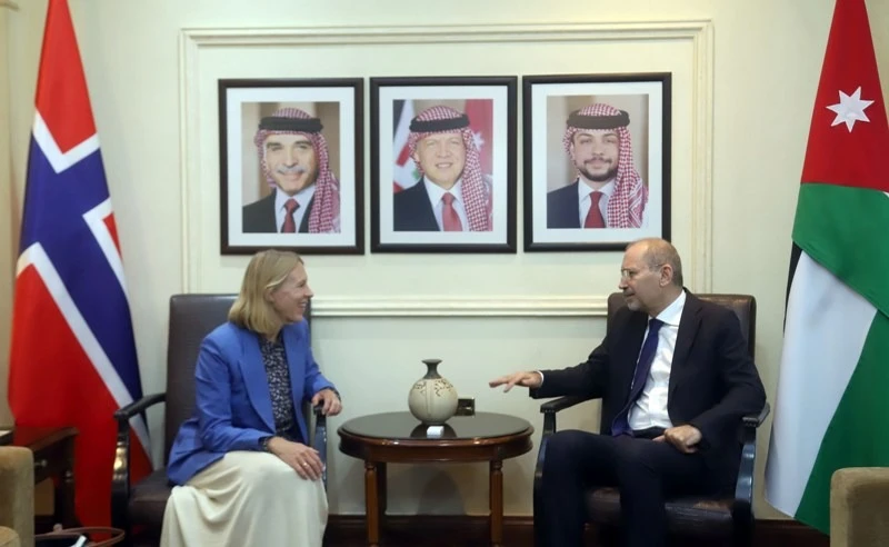Jordan, Norway foreign ministers discuss bilateral ties in meeting