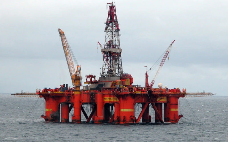 Brent crude futures for October, due to expire on Wednesday, were down $3.56 at $95.75 a barrel following Tuesday’s $5.78 loss. The more active November contract was down $2.70, or 2.76 percent, at $95.14 a barrel.