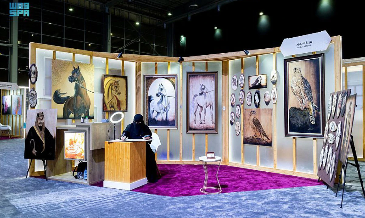 Fine arts take visitors to new heights at Saudi falcons exhibit