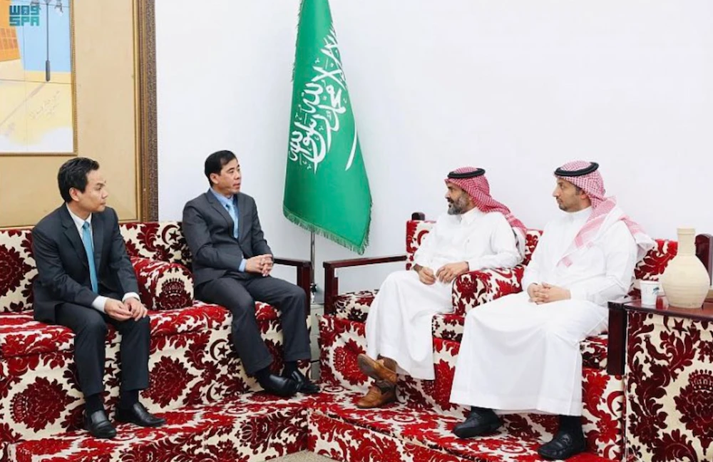 Jeddah Chamber of Commerce and Industry hosted a Saudi and Thai business delegation, in the presence of the chamber’s vice president, Khalaf Al-Otaibi. (SPA)