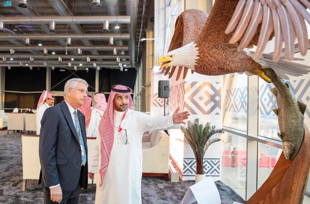 Foreign envoys briefed on Saudi Falcons Club’s efforts to preserve falconry heritage